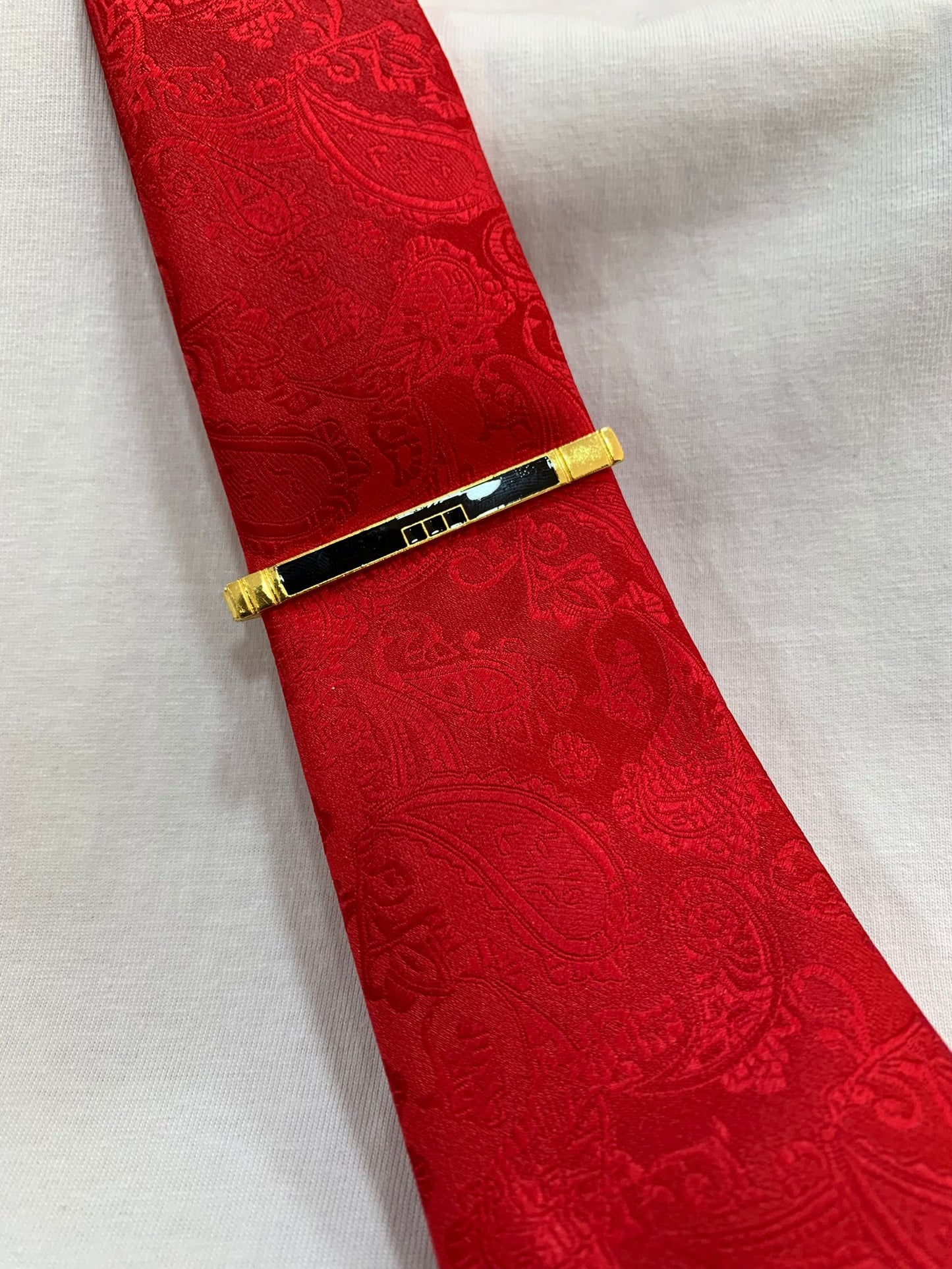 PRENDEDOR DE GRAVATA