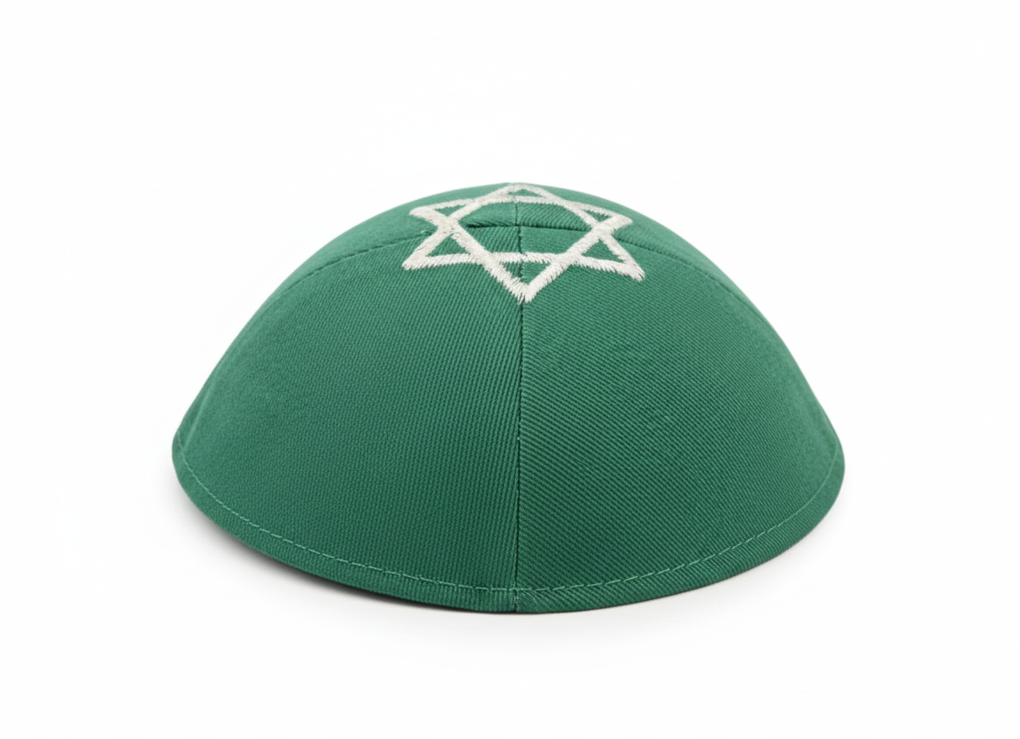 KIPPAH VERDE BORDADA COM ESTRELA DE DAVI