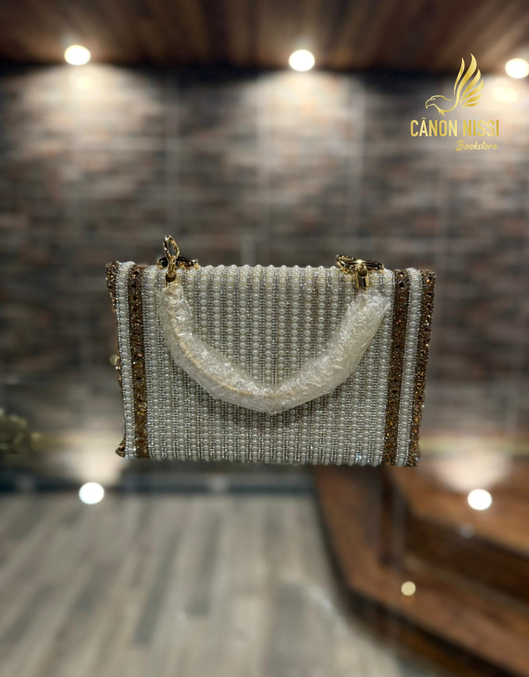 BÍBLIA MARGARIDA LUXO COM ALÇA DOURADA TIPO BOLSA