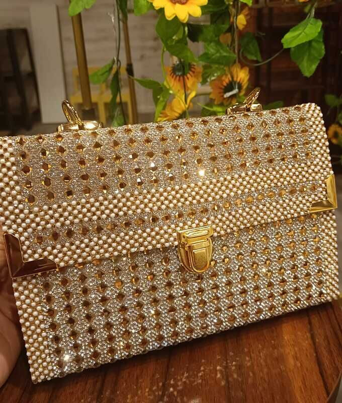 BÍBLIA ARIANNA LUXO COM ALÇA DOURADA TIPO BOLSA 21x14