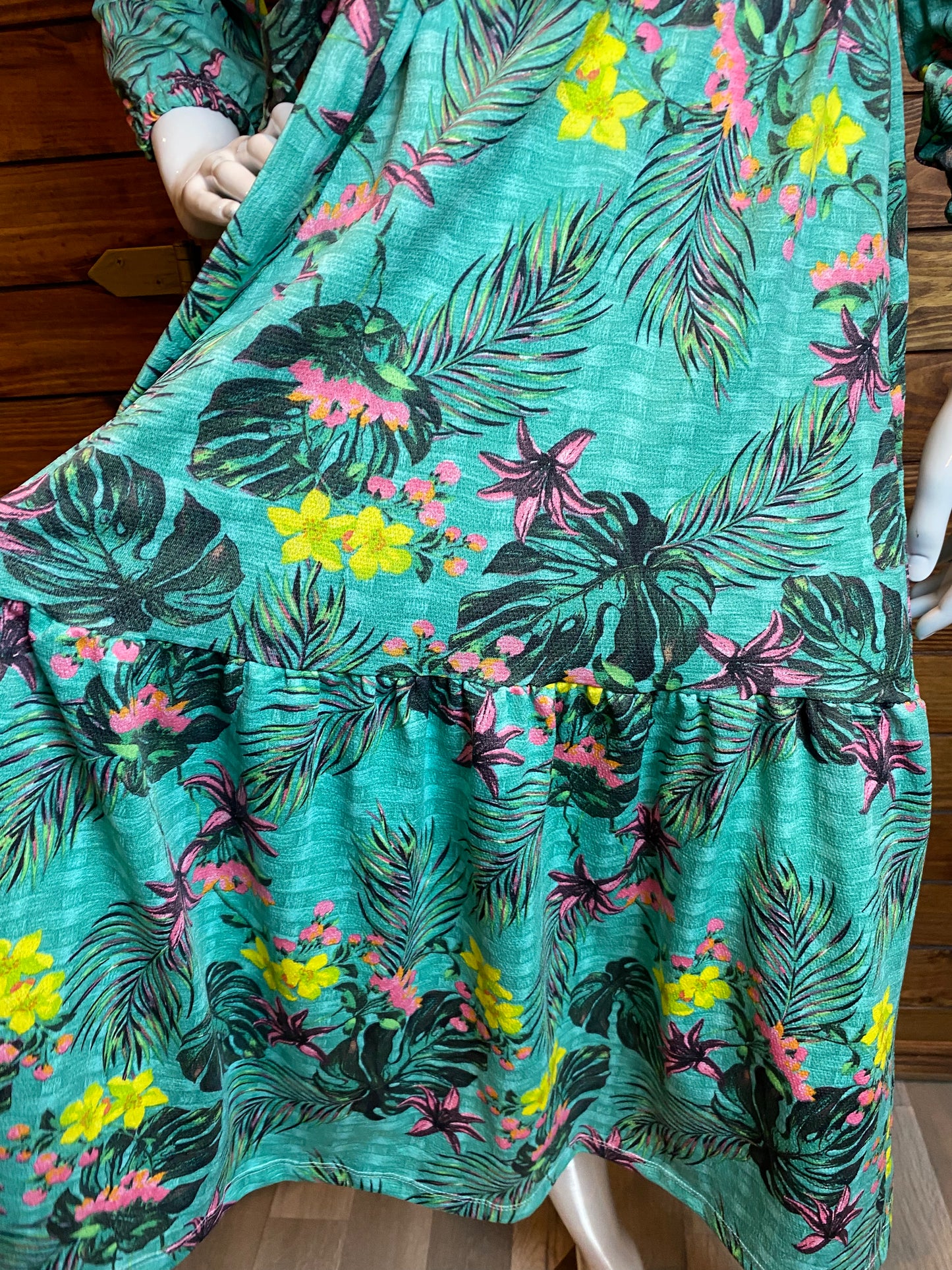 VESTIDO MIDI CREPINHO MANGA LONGA - ANA