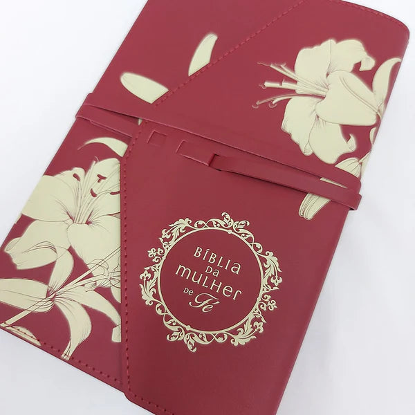NIV Woman of Faith Bible Pink Cover with Ribbon - Sheila Walsh