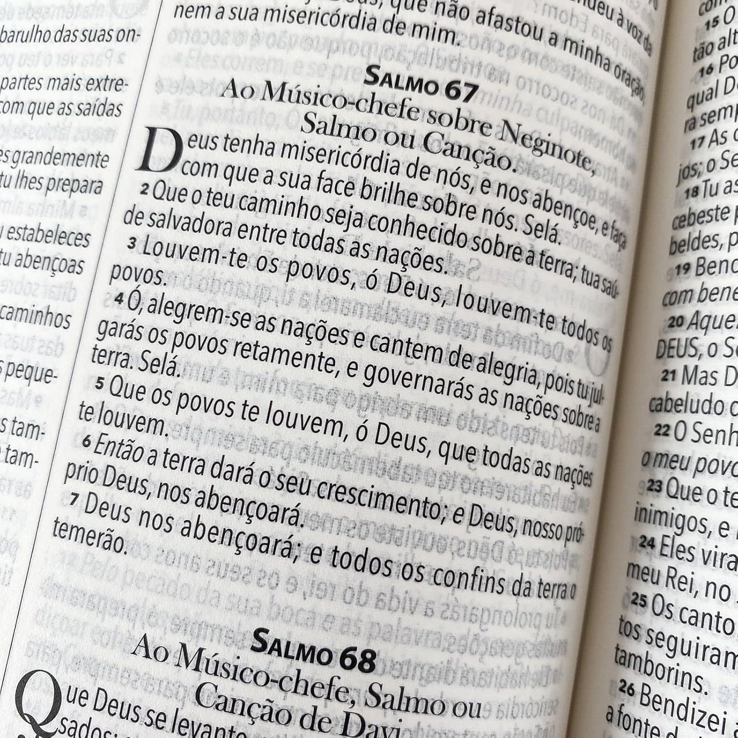 BIBLIA KING JAMES FIEL 1611 ULTRA FINA AMPLIADA - BRANCA