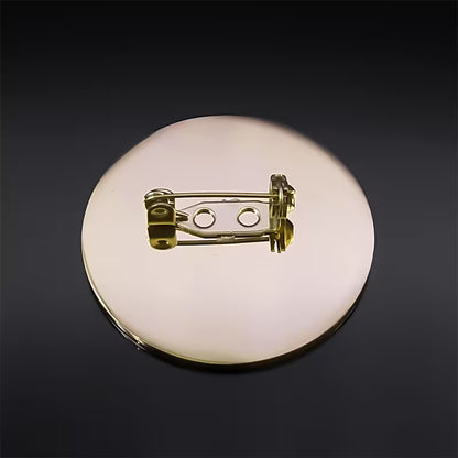 PIN METÁLICO DE ALFABETO HEBRAICO AÇO INOXIDÁVEL PRATA