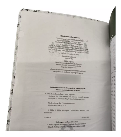 BÍBLIA DA MULHER DE DEUS ARC | HARPA | LETRA GRANDE | CAPA DURA BEIJA FLOR