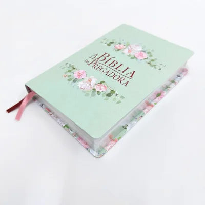 BÍBLIA DA PREGADORA RC MÉDIA FLORES