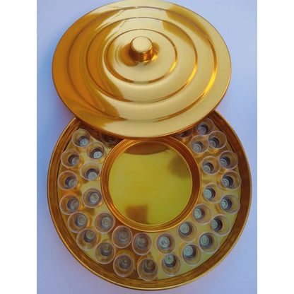BANDEJA COMPOSTA DOURADA COM ESPAÇO PÃO + 40 CÁLICES