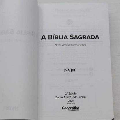 BIBLIA NVI NO BANQUINHO EVANGELIZE