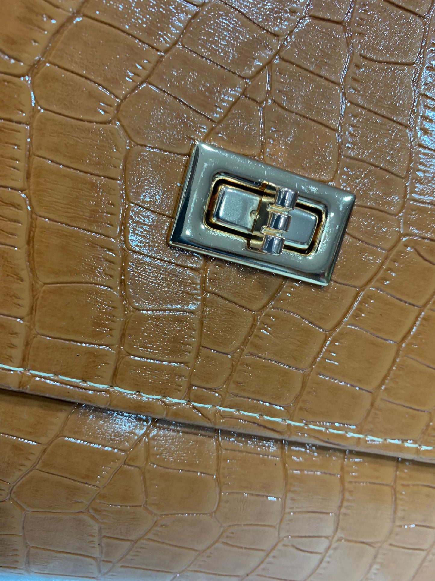 BIBLIA RC BOLSA COM ALÇA CROCO VERNIZ