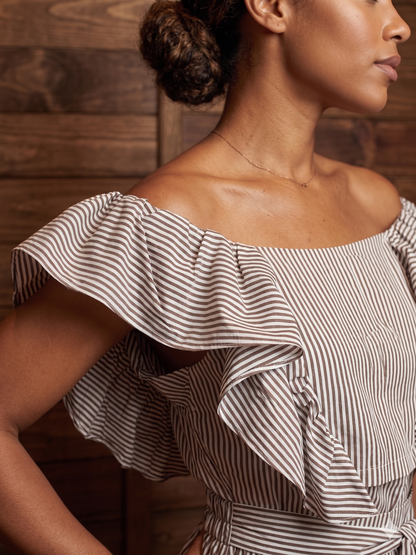 CONJUNTO DE SAIA E BLUSA EM TRICOLINE — AYLA DALILA