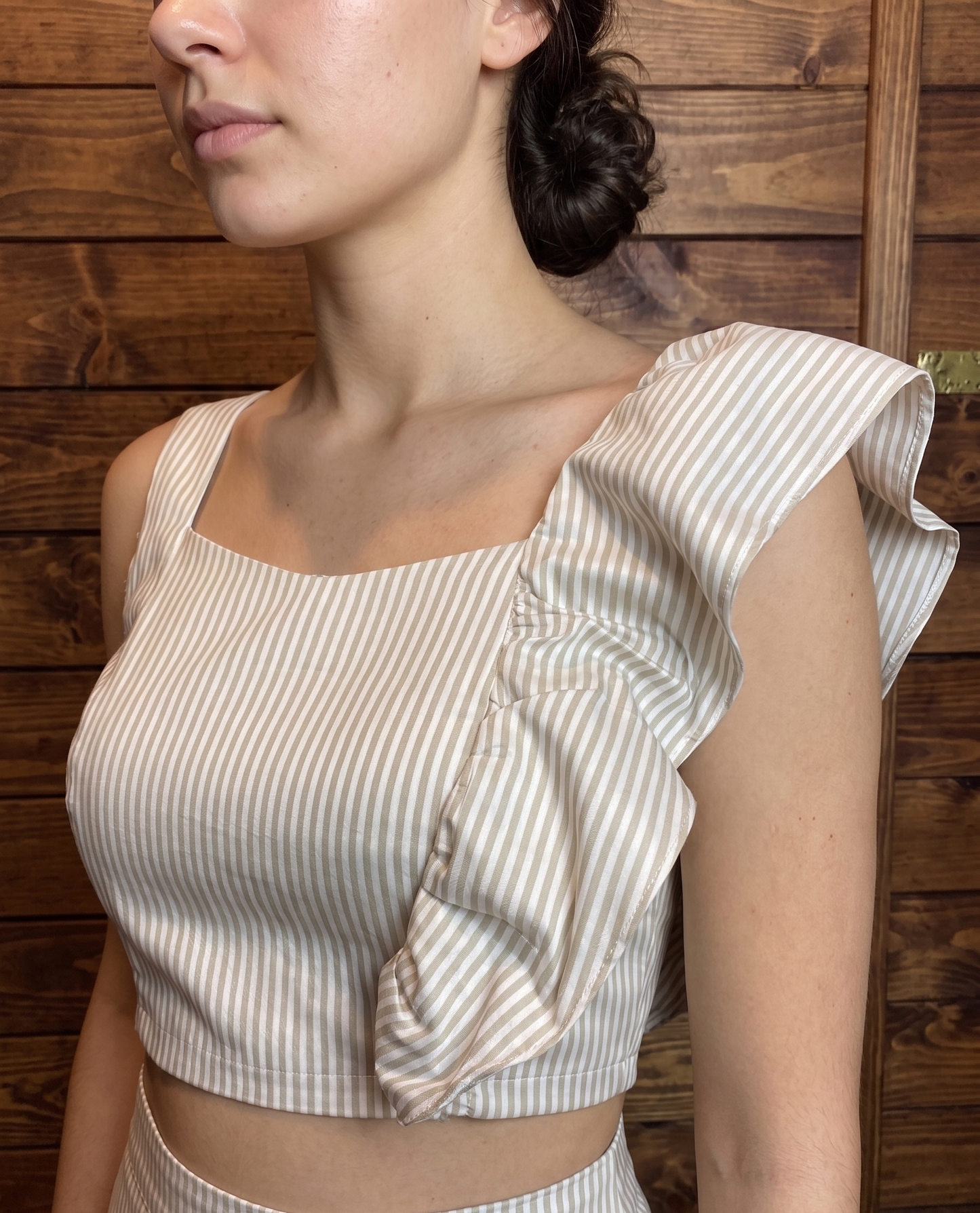 CONJUNTO DE SAIA E BLUSA EM TRICOLINE — AYLA DALILA