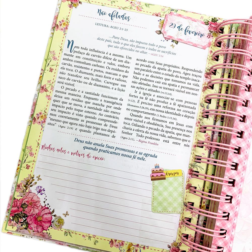 MEU DIÁRIO DE ORAÇÃO | CAPA DURA ESPIRAL ROSA