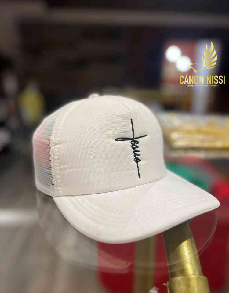 Boné - estampa Jesus -  Branco