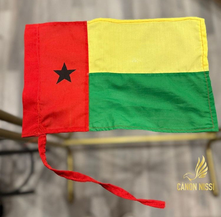 Guinea Bissau Flag 22x31cm