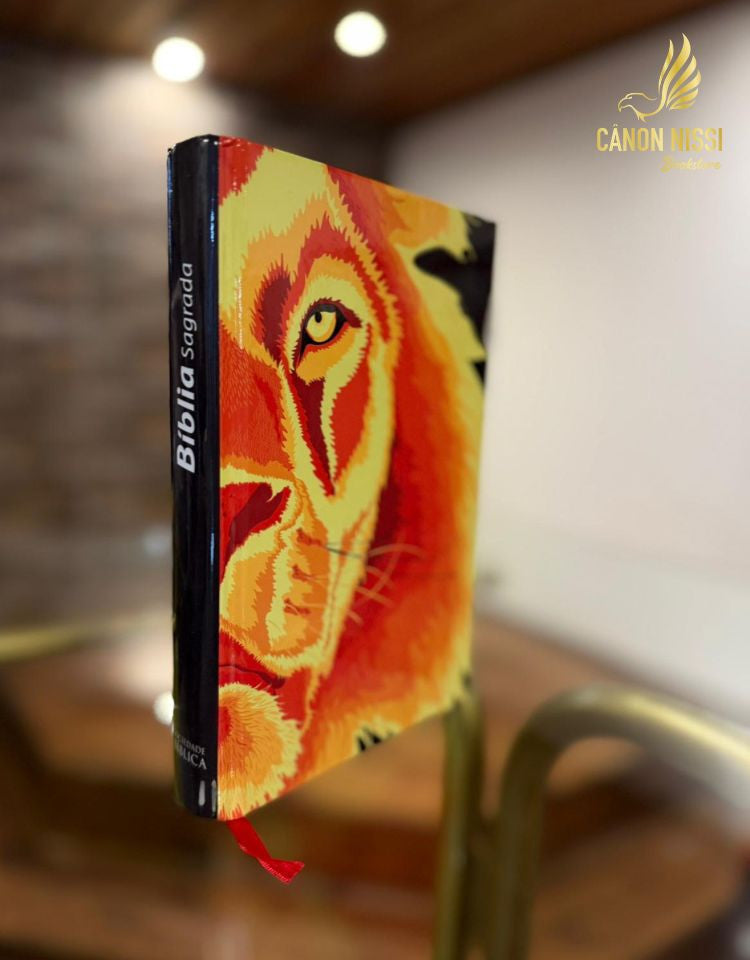 Bible DN53LM - lion cover