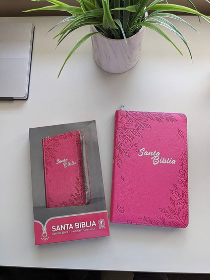 Santa Bíblia NTV, Edicion Ziper, Flores Rosa (Sentipiel)