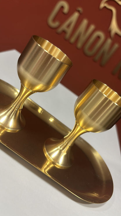 KIT DE CÁLICE DUPLO COM BANDEJA OVAL PARA CEIA (Acabamento Dourado)