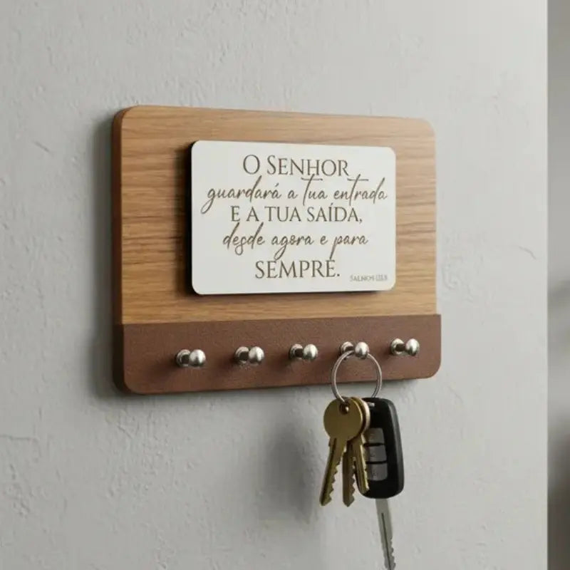 Porta chaves MDF com acabamento em couro - O Senhor Guardara a tua entrada