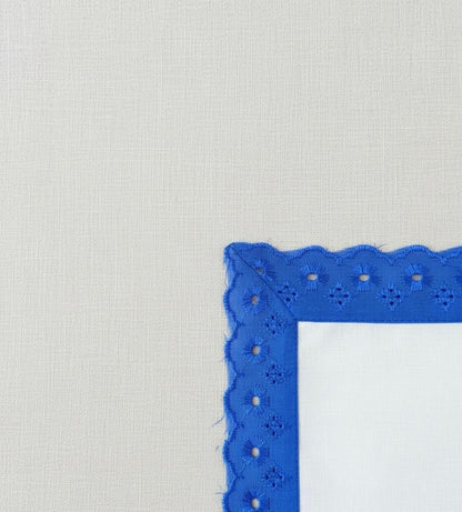Tablecloth for Holy Communion: White with Blue/Yellow Border