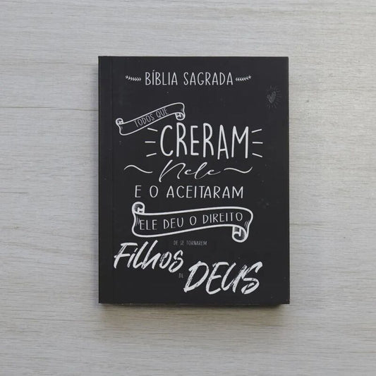 BÍBLIA SAGRADA PEQUENA TODOS QUE CRERAM NELE E O ACEITARAM ELE DEU O DIREITO DE SE TORNAR FILHO DE DEUS