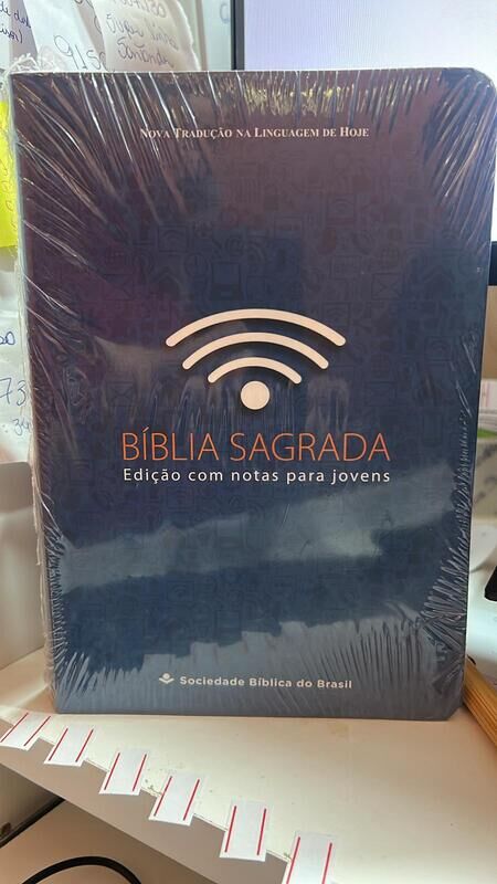 BIBLIA EDIÇAO DE NOTAS- PARA JOVENS