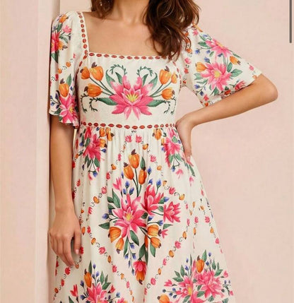 VESTIDO MIDI FLORAL BRISA TROPICAL