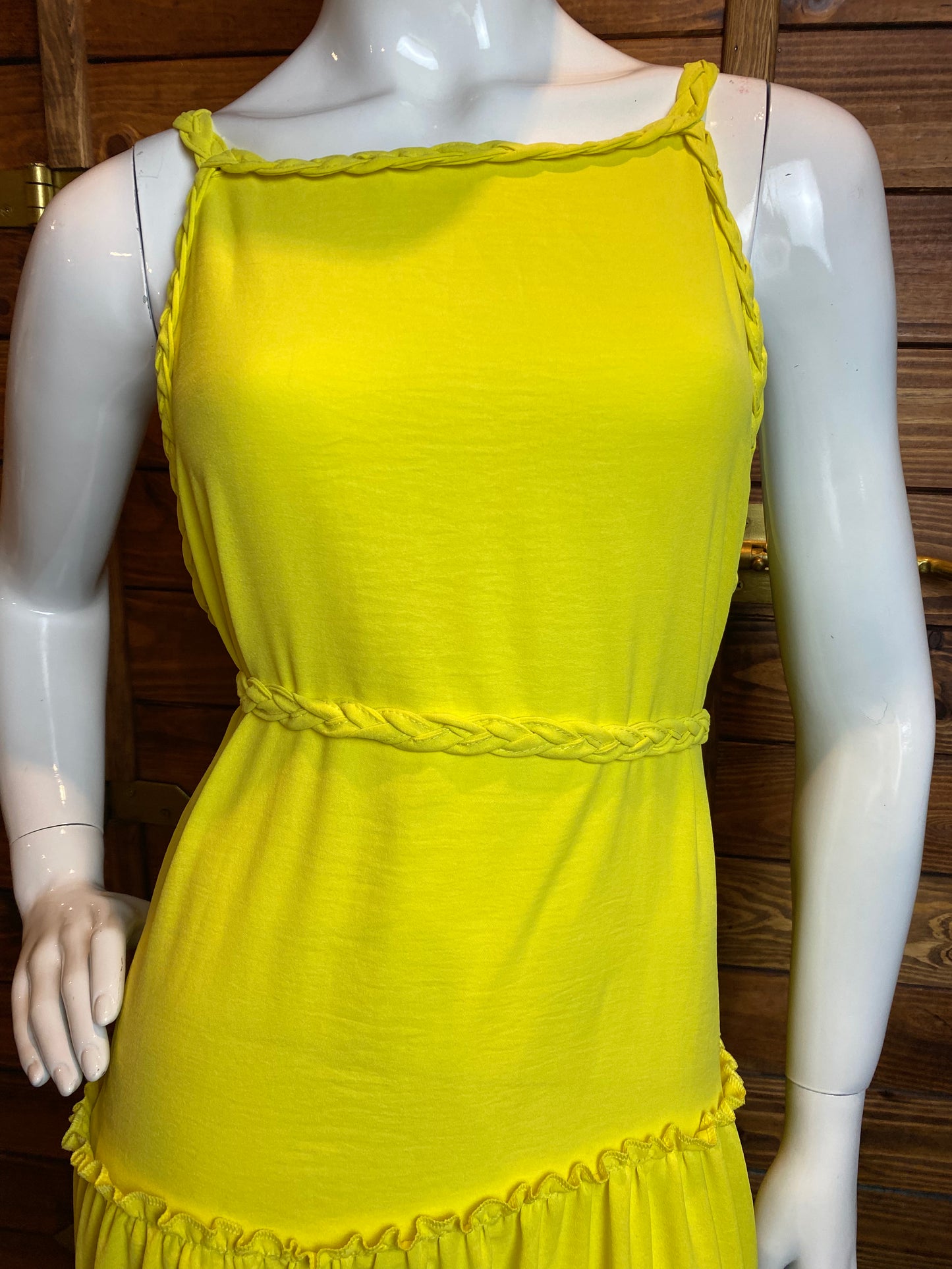 VESTIDO SEM MANGA LONGA- NOEMI