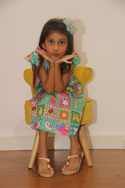 VESTIDO TRAPÉZIO CASUAL PASSARINHO